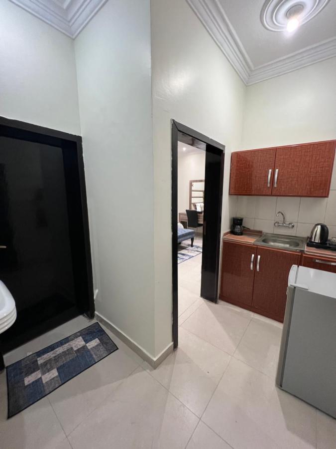 أجنحة ورد للوحدات الفندقية Khamis Mushait Exterior photo