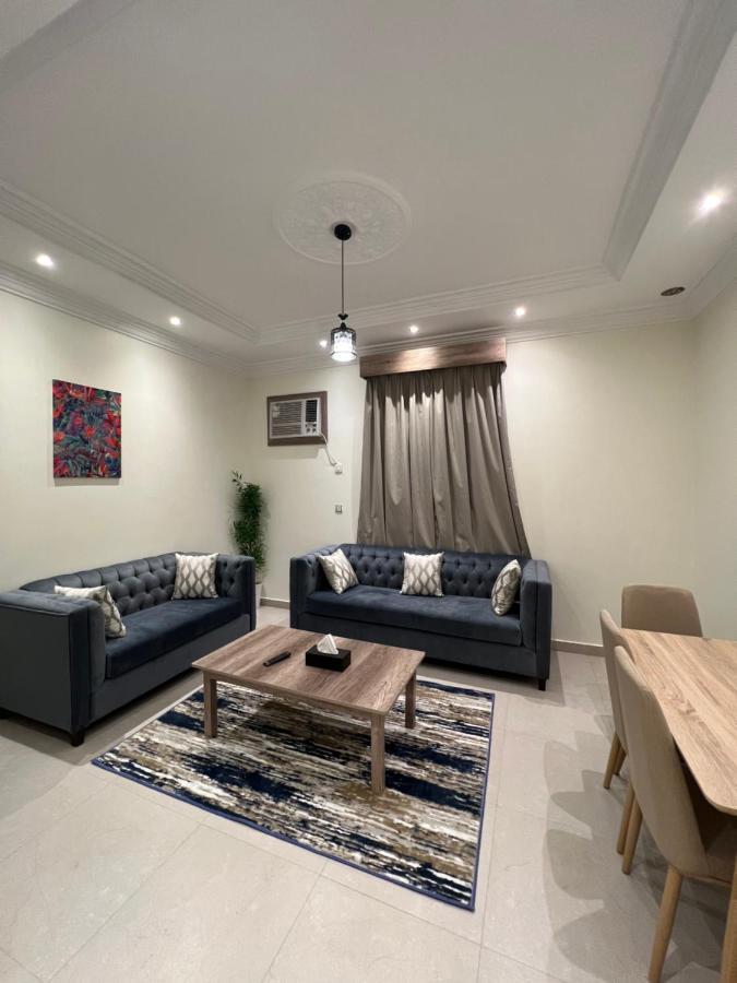 أجنحة ورد للوحدات الفندقية Khamis Mushait Exterior photo