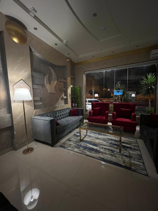 أجنحة ورد للوحدات الفندقية Khamis Mushait Exterior photo