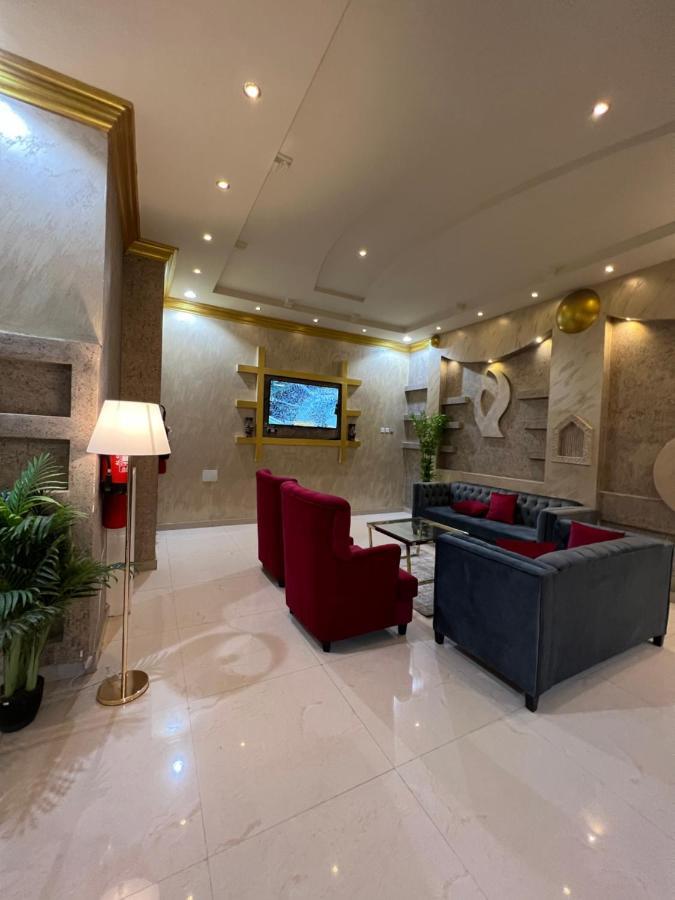 أجنحة ورد للوحدات الفندقية Khamis Mushait Exterior photo
