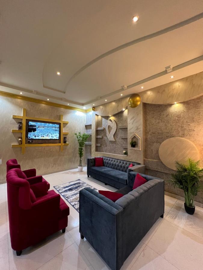 أجنحة ورد للوحدات الفندقية Khamis Mushait Exterior photo