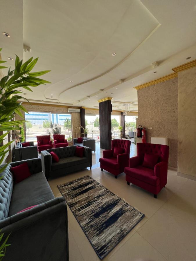 أجنحة ورد للوحدات الفندقية Khamis Mushait Exterior photo